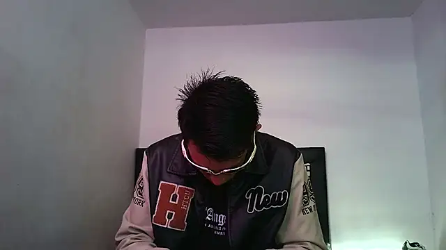 andrewcoopper1 online show from 02.05.26