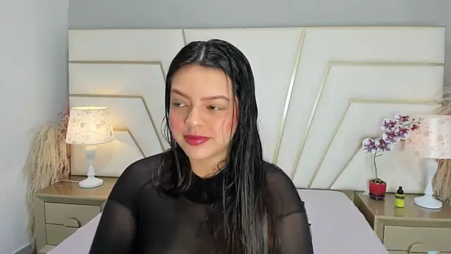 Lucianaa Collins online show from 11.14.25