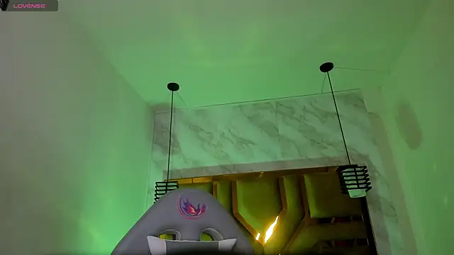 Snapshot of Luciifeer_ chatting on 10.30.25 Luciifeer online show from 10.30.25