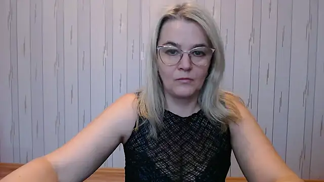 EleanoraDream online show from 11.11.25