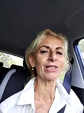 clarabell4 online show from 09.25.25