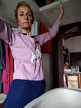 clarabell4 online show from 11.20.25