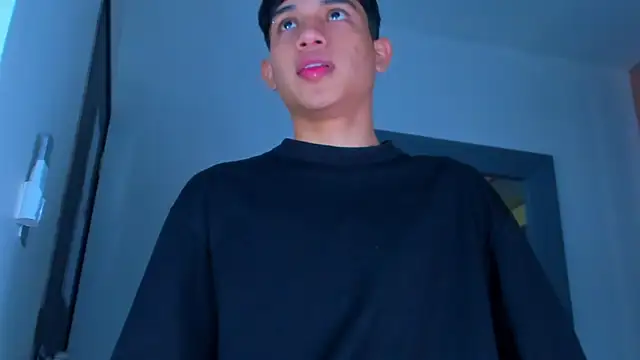 Sebax Young online show from 11.26.25