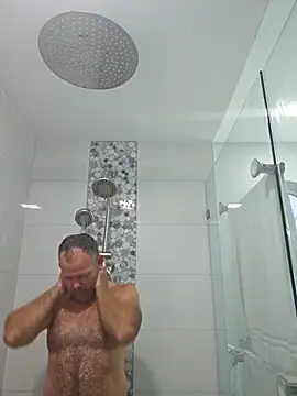 cubanitofeliz40 online show from 01.14.26