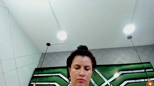 ThaliaCross online show from 09.23.25