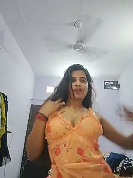 Snapshot of cute_radhikaa chatting on 07.13.26 cute radhikaa online show from 07.13.26