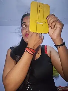 Snapshot of cute_radhikaa chatting on 07.15.26 cute radhikaa online show from 07.15.26