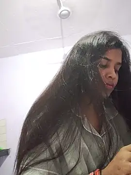 Snapshot of cute_radhikaa chatting on 07.17.26 cute radhikaa online show from 07.17.26