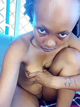 SeffieLucy online show from 11.14.25