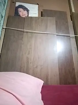 LecheDeSoya666 online show from 09.18.25