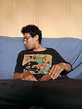 LecheDeSoya666 online show from 11.29.25