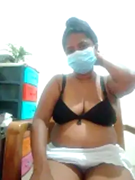 Snapshot of boosypussy chatting on 05.18.26 boosypussy online show from 05.18.26