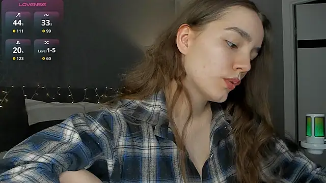 Snapshot of sweete_chantal chatting on 04.21.26 sweete chantal online show from 04.21.26
