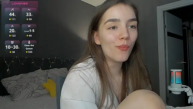 Snapshot of sweete_chantal chatting on 05.21.26 sweete chantal online show from 05.21.26