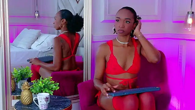 Agatha-Adams online show from 12.05.25