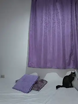 Snapshot of Coralinne__ chatting on 06.05.26 Coralinne online show from 06.05.26