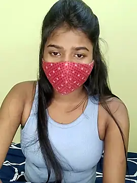 Snapshot of radhika2 chatting on 10.10.25 radhika2 online show from 10.10.25