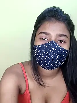 Snapshot of radhika2 chatting on 10.29.25 radhika2 online show from 10.29.25