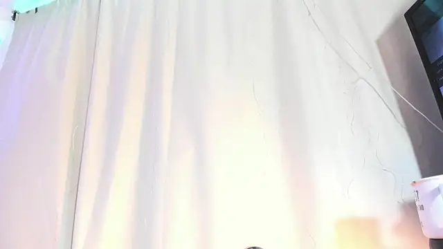 Snapshot of Anna_belly chatting on 07.24.26 Anna belly online show from 07.24.26