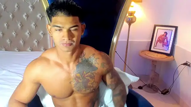 antonio  444 online show from 11.10.25