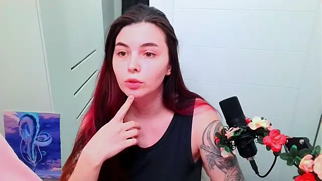 Snapshot of peachyness chatting on 02.17.26 peachyness online show from 02.17.26