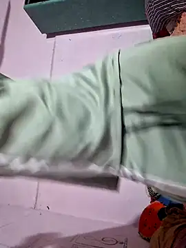 Cuteboy here online show from 10.17.25