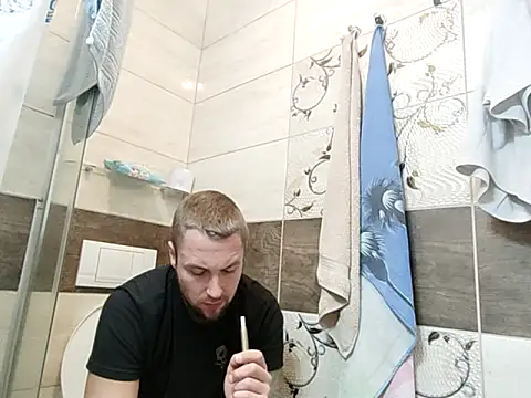 Snapshot of Vladyslav30 chatting on 10.04.25 Vladyslav30 online show from 10.04.25