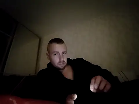 Snapshot of Vladyslav30 chatting on 10.12.25 Vladyslav30 online show from 10.12.25