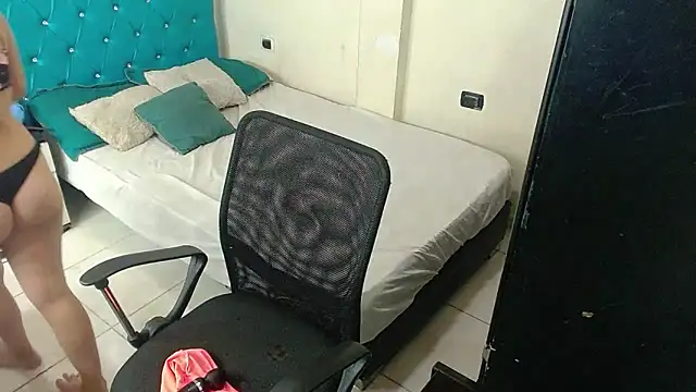 unusualsuccubus0 online show from 09.10.25