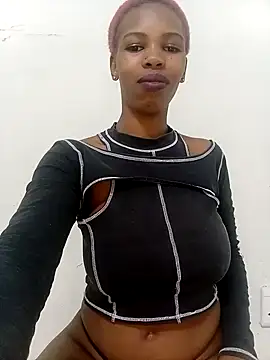 Snapshot of GoldSnowXxX chatting on 04.30.26 GoldSnowXxX online show from 04.30.26