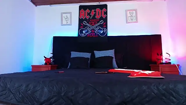 Alisse Moore online show from 02.27.26