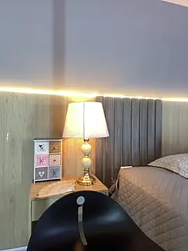 Atenea Clerk online show from 04.09.26