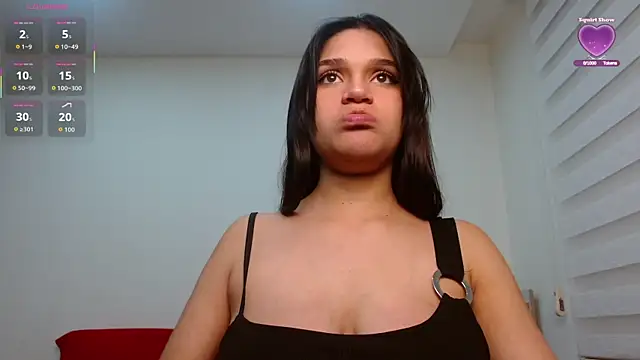 Snapshot of Roxxi_2110 chatting on 09.14.25 Roxxi 2110 online show from 09.14.25