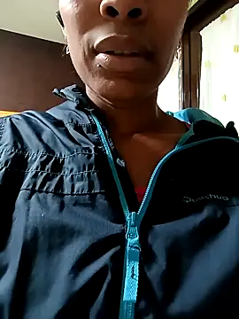 Flacidas online show from 10.17.25