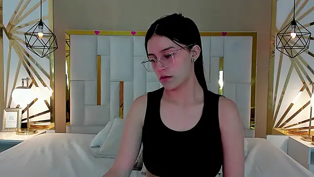 maddy jaclsonw online show from 10.19.25