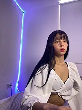 Lia  1 online show from 09.16.25