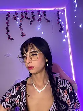 Lia  1 online show from 12.01.25