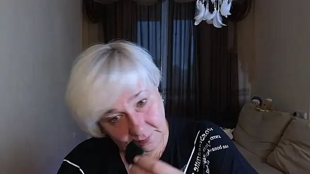 Milana Milky online show from 10.06.25