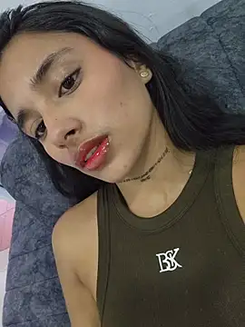 Lorena Mcfly online show from 04.18.26