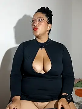 Ivy horse  online show from 03.07.26