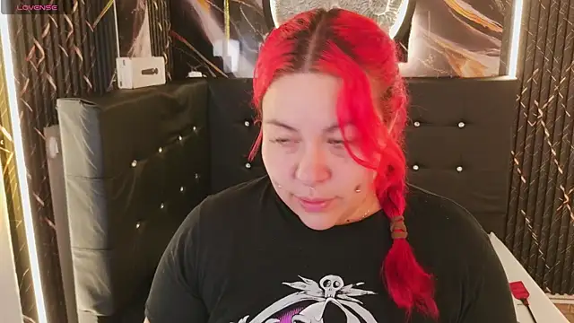 Witch Scarlet online show from 04.14.26