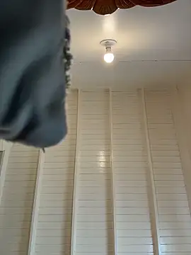 Snapshot of iriebusty chatting on 03.09.26 iriebusty online show from 03.09.26