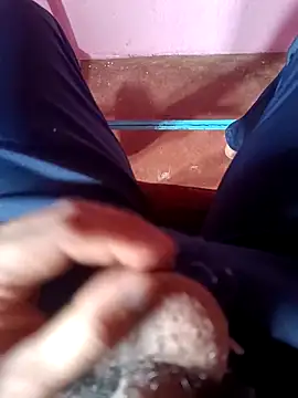 Snapshot of Hunter_ind123 chatting on 09.10.25 Hunter ind123 online show from 09.10.25