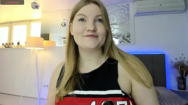 AshleyJoness online show from 10.19.25