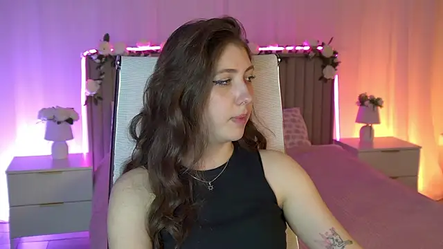 Mary Miiller online show from 04.01.26