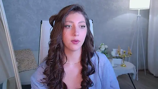 Snapshot of Mary_Miiller chatting on 05.16.26 Mary Miiller online show from 05.16.26