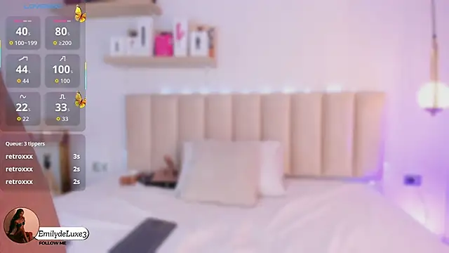 Emely Deluxe online show from 11.23.25