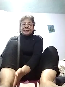 Snapshot of OliviaMorris1 chatting on 02.02.26 OliviaMorris1 online show from 02.02.26