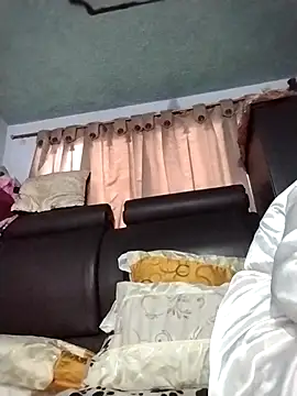 Snapshot of OliviaMorris1 chatting on 02.18.26 OliviaMorris1 online show from 02.18.26