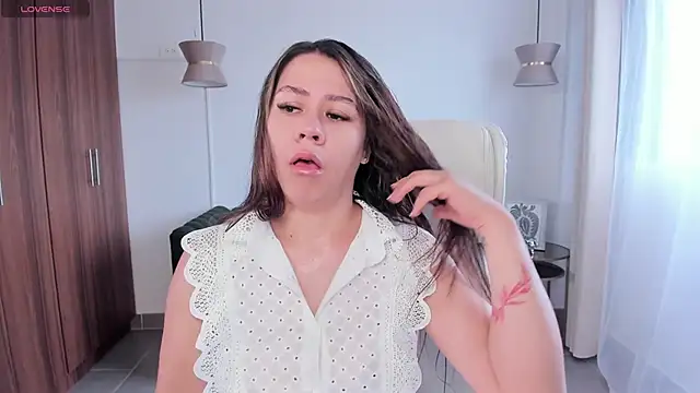 Brandy priscot online show from 09.16.25